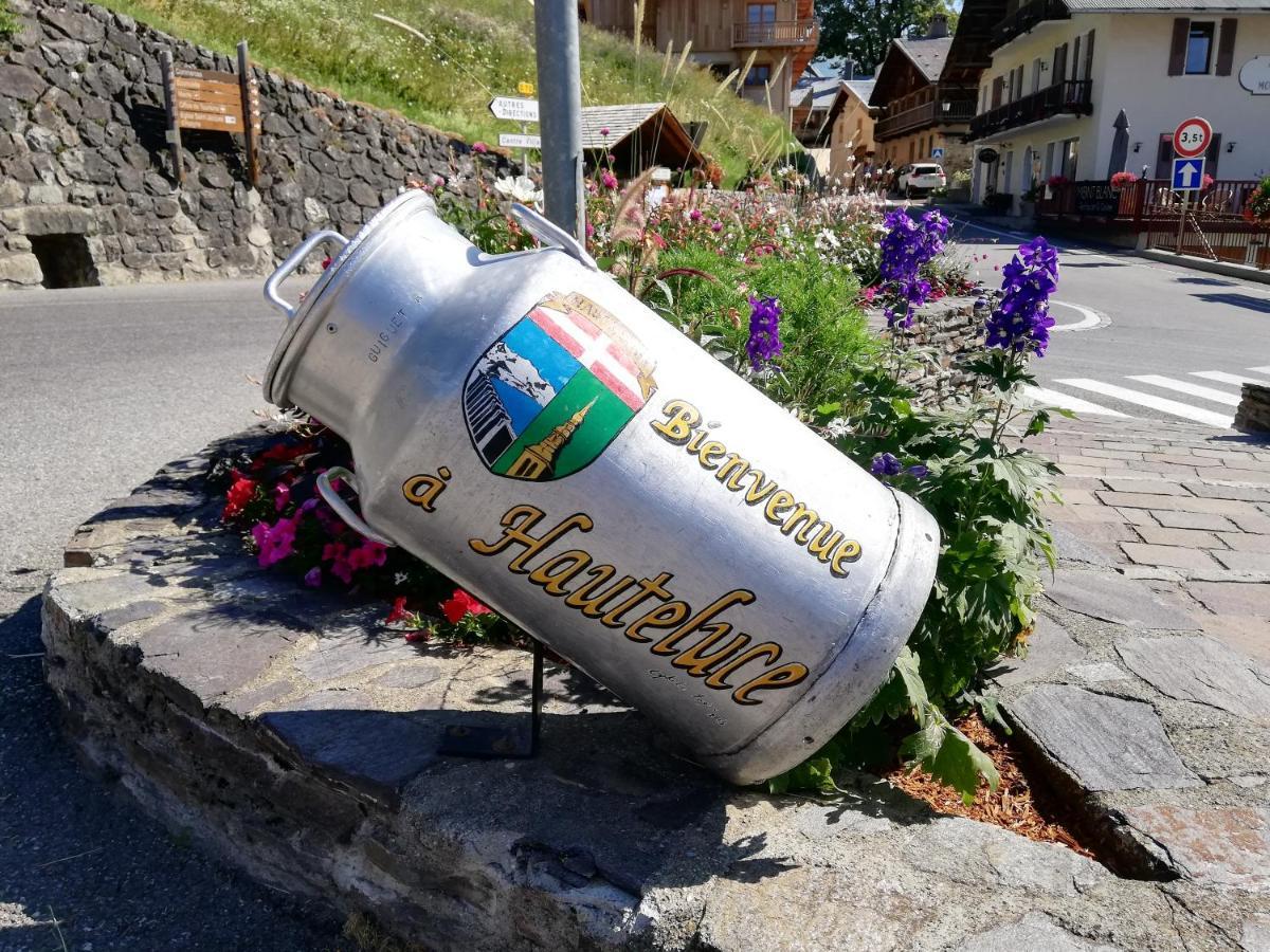 Chambres Et Tables D'Hotes Le Choton A Nono - Col Du Joly Beaufortain 欧特吕斯 外观 照片